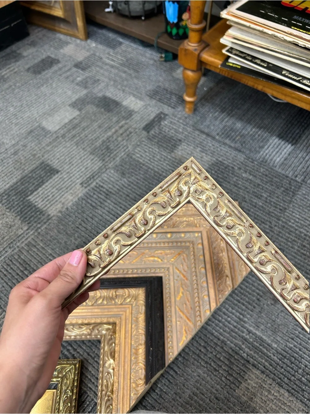 Gold Ornate Picture Frame Moulding Sample - Decorative Home Accent